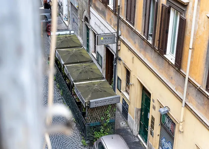 Trevi House * Roma