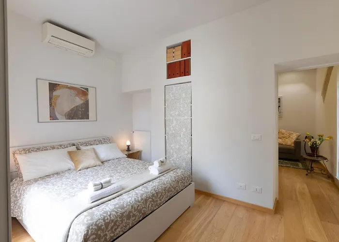Trevi House