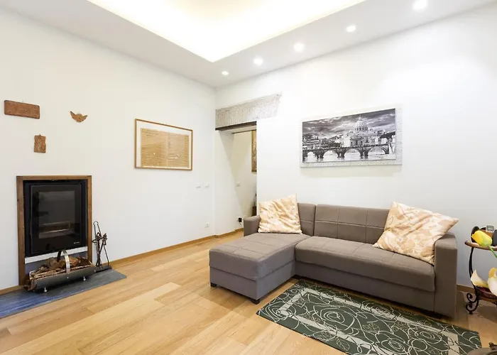 Trevi House
